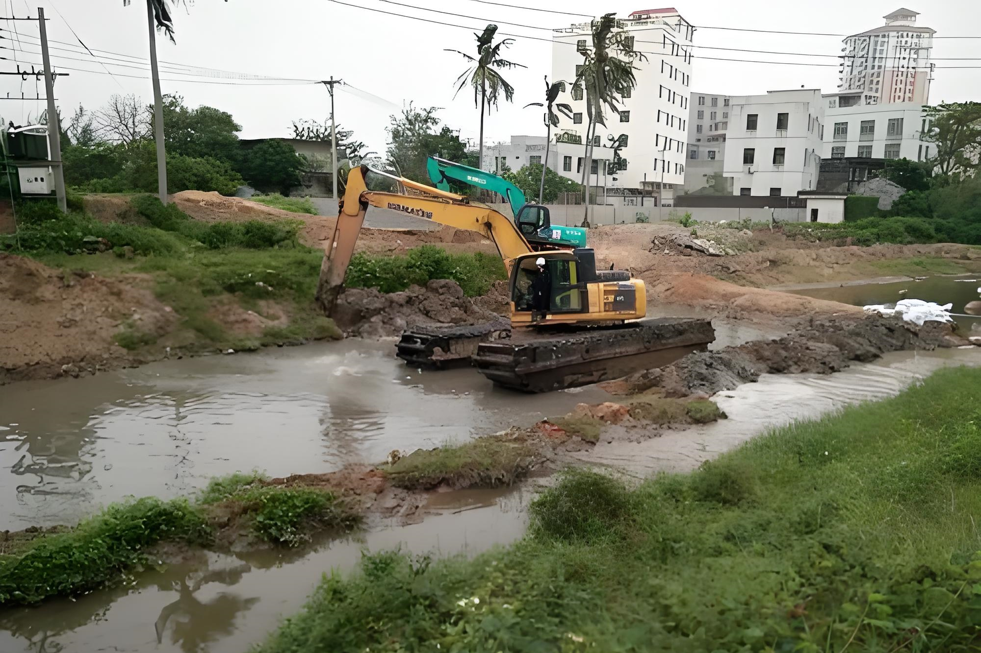 河南信陽挖機清淤施工隊-挖機加長臂清淤適合多大深度的區(qū)域？